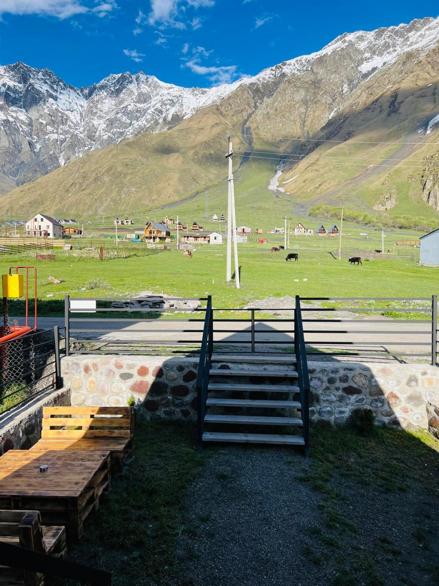 Savalley Kazbegi Eksteriør bilde